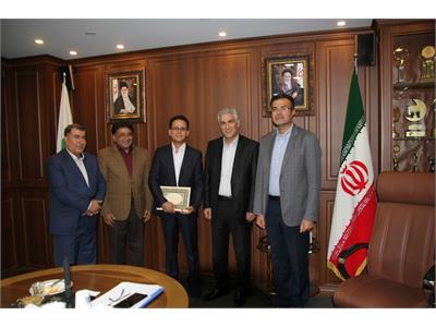 تجلیل از آزادگان شرکت پست بانک ایران