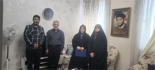 تجلیل از خانواده معظم شهدا
