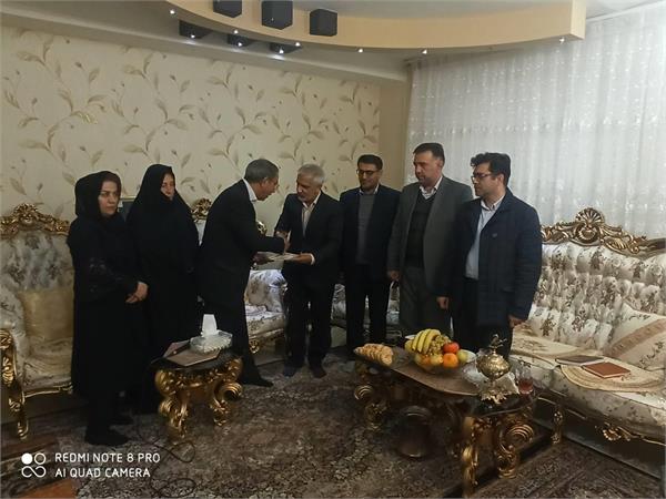 تجلیل از مقام شامخ خانواده معظم شهدا